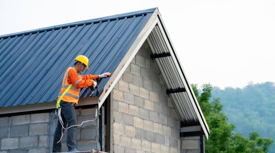 Professional gutter cleaning in McKees Rocks, PA